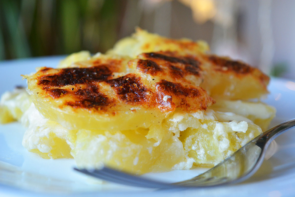 Cartofi gratinati