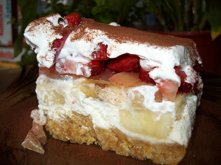prajitura cu mascarpone si fructe